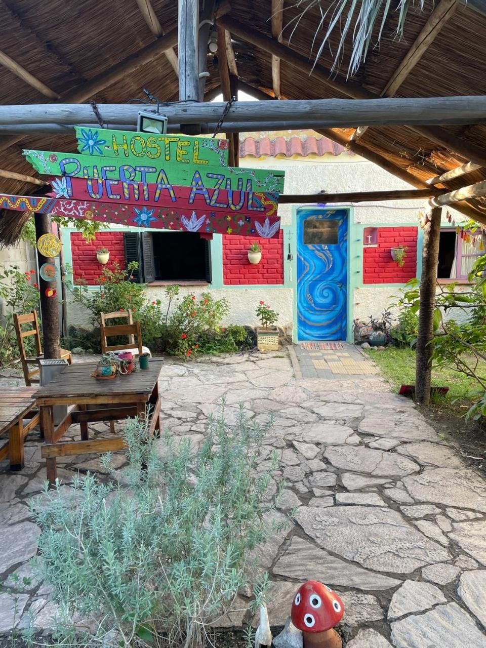 Puerta Azul Hostel Capilla del Monte Eksteriør bilde